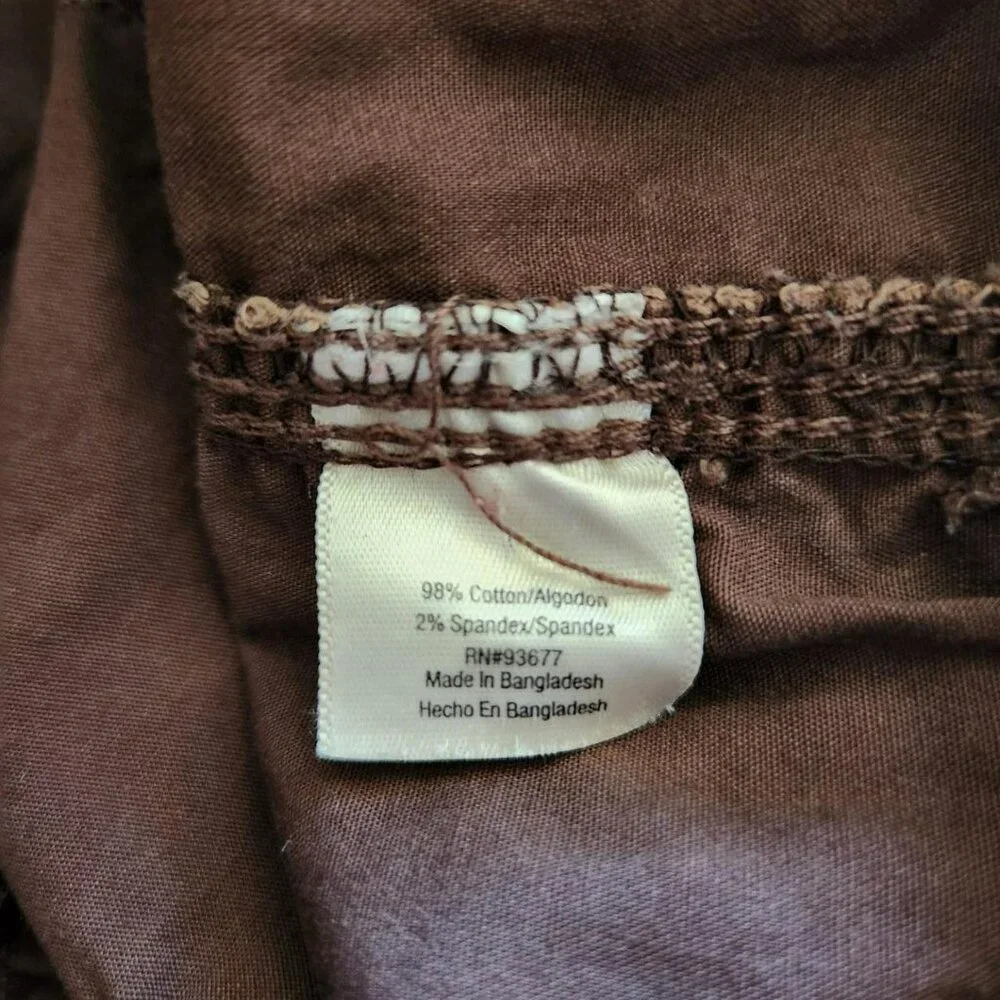 St John's Bay Y2k brown capris long shorts pants Size 8 Petite cotton spandex